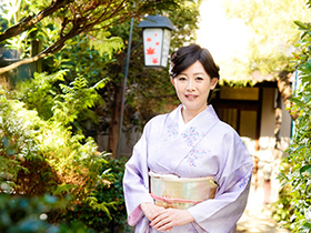 決して仕事とSEXは家庭に持ち込まないお仕事熟女　８時間　サンプル画像03